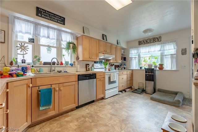 2417 S Arch Avenue, Alliance, OH 44601