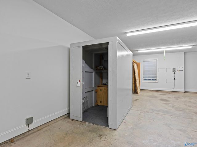 13207 Abbington Lane, Athens, AL 35613