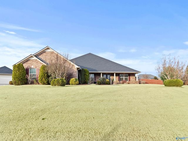 13207 Abbington Lane, Athens, AL 35613