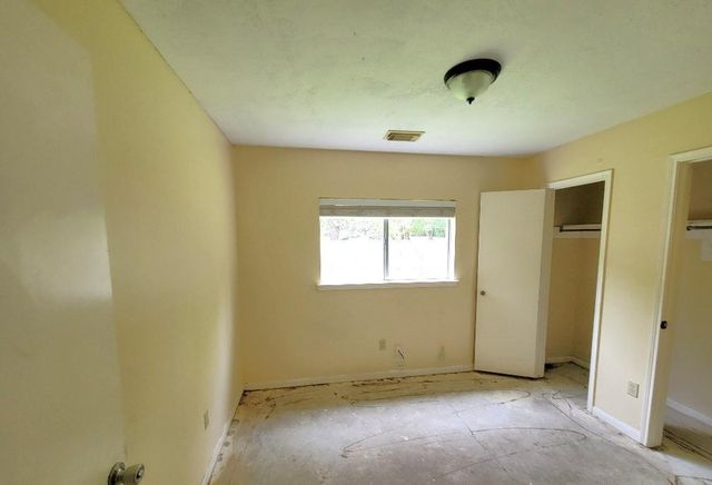 15502 Richford Drive, Friendswood, TX 77546