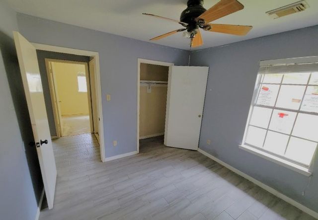 15502 Richford Drive, Friendswood, TX 77546