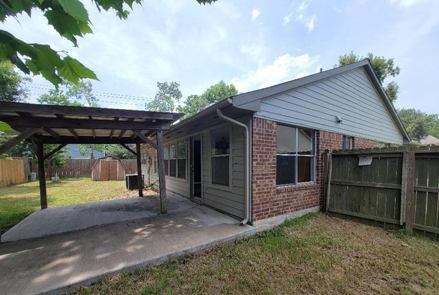 15502 Richford Drive, Friendswood, TX 77546