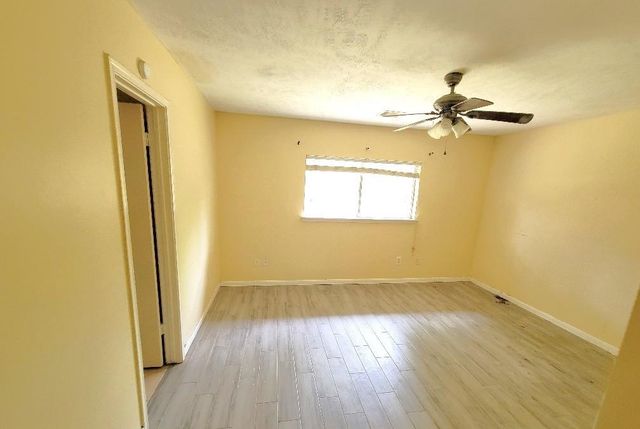 15502 Richford Drive, Friendswood, TX 77546
