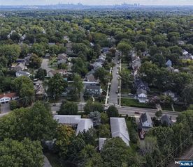 470 Valley Road C009A, Montclair, NJ 07043