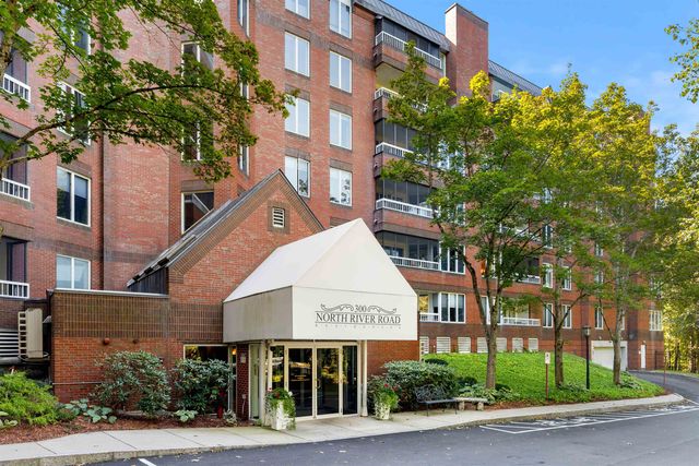 300 River Rd Apt 508 608, Manchester, NH 03104