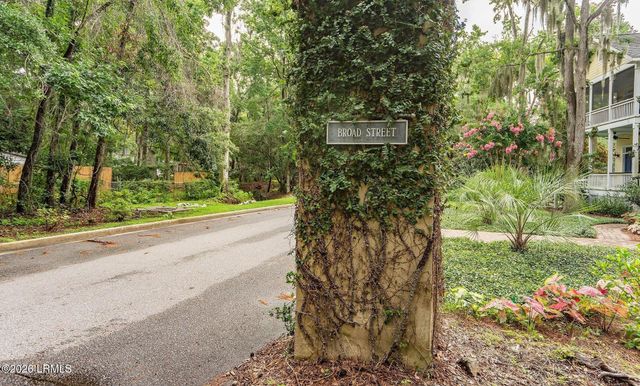 2677 Broad Street, Beaufort, SC 29902