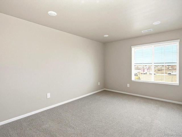 2222 E 164th Avenue, Thornton, CO 80602