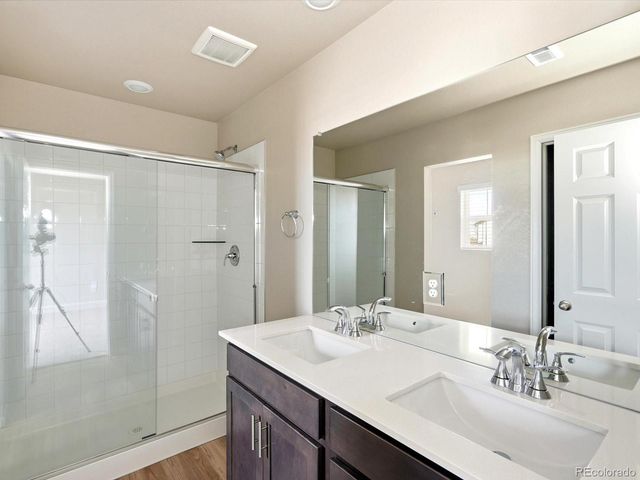 2222 E 164th Avenue, Thornton, CO 80602