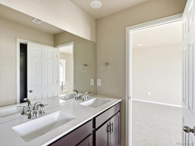 2222 E 164th Avenue, Thornton, CO 80602