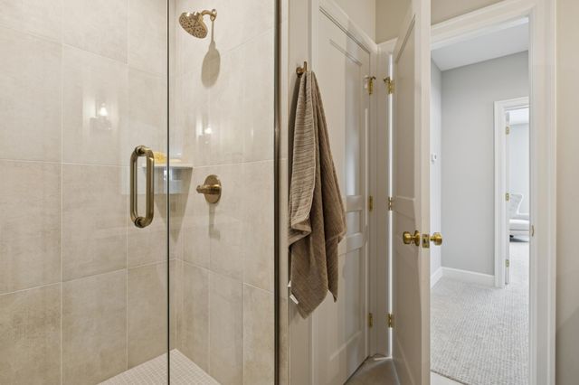 3961 White Oak Lane, Chanhassen, MN 55331