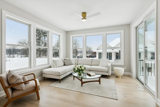 3961 White Oak Lane, Chanhassen, MN 55331