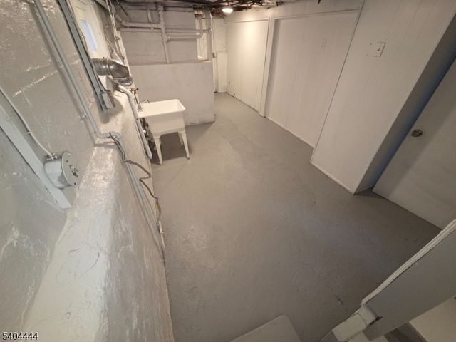 58 High St, Belleville Twp., NJ 07109