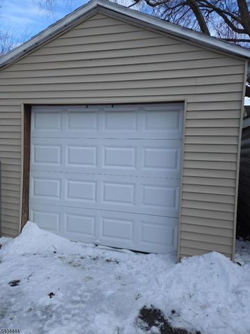 58 High St, Belleville Twp., NJ 07109