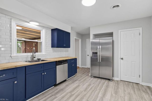 5309 Leesburg DR, Virginia Beach, VA 23462