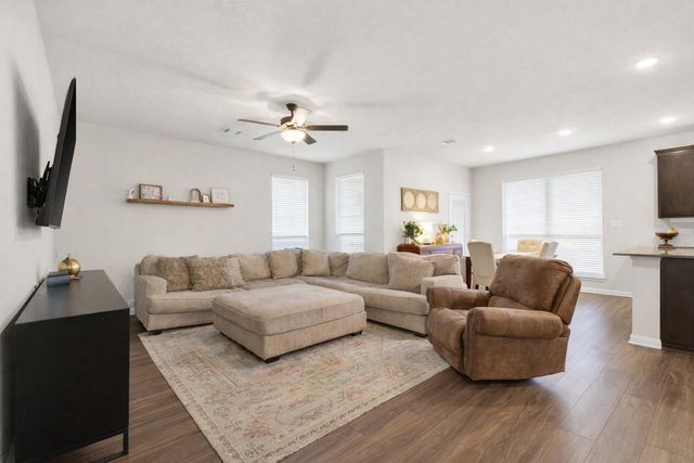2208 Johnny Lyon Court, Bryan, TX 77807