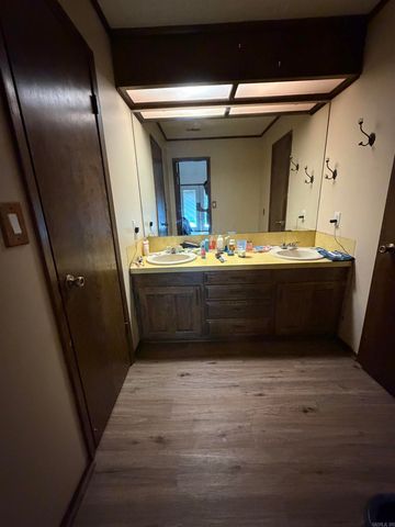 1413 Mine Street, Nashville, AR 71852