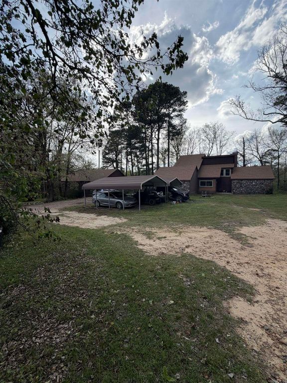 1413 Mine Street, Nashville, AR 71852