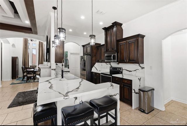 1330 Loretta Lynn Drive, Edinburg, TX 78539