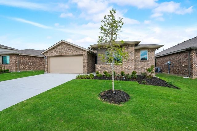 9344 Herringbone Drive, Fort Worth, TX 76131