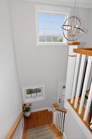 17 Stonebrook Ct, Southborough, MA 01772