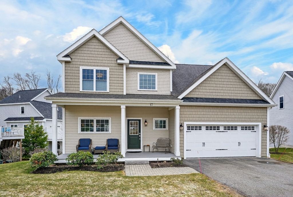 17 Stonebrook Ct, Southborough, MA 01772