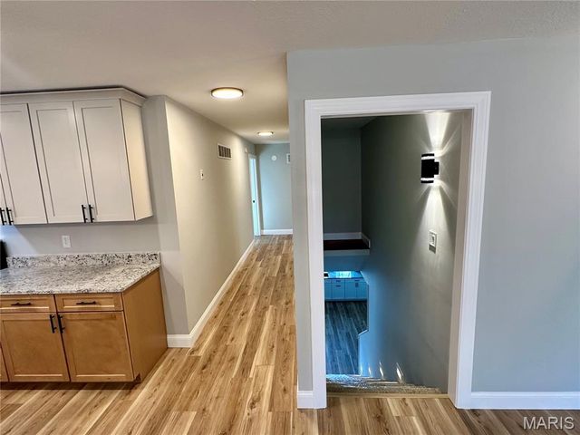 203 Lakeside Drive, Bethalto, IL 62010