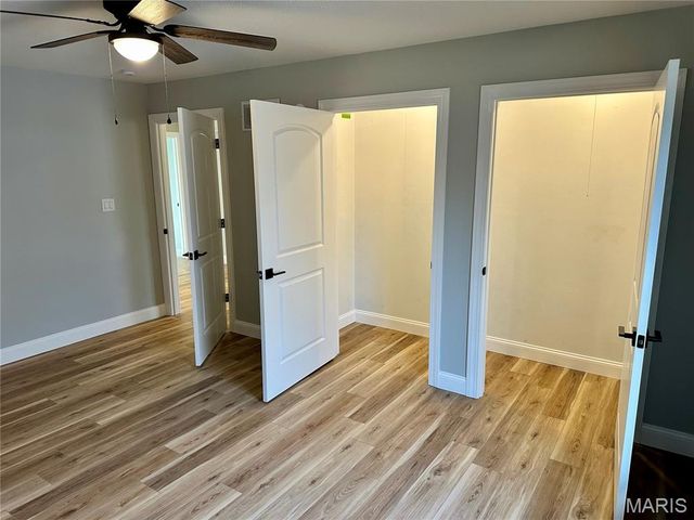 203 Lakeside Drive, Bethalto, IL 62010