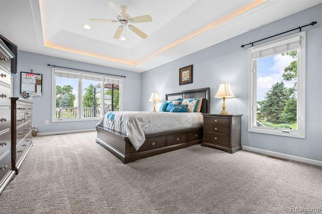 1131 Thorn Ridge Drive, Howell, MI 48843