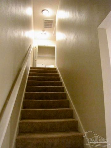 8435 Chisholm Rd 15, Pensacola, FL 32514