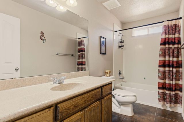 6223 Calle Pinon NW, Albuquerque, NM 87114