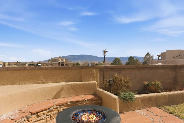 6223 Calle Pinon NW, Albuquerque, NM 87114