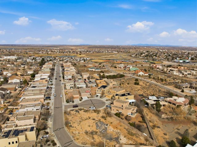 6223 Calle Pinon NW, Albuquerque, NM 87114