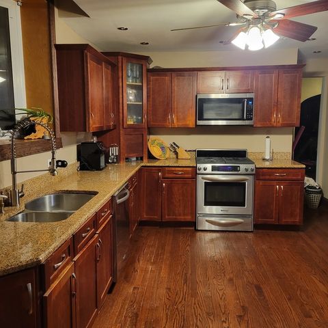 7230 S Luella Avenue, Chicago, IL 60649