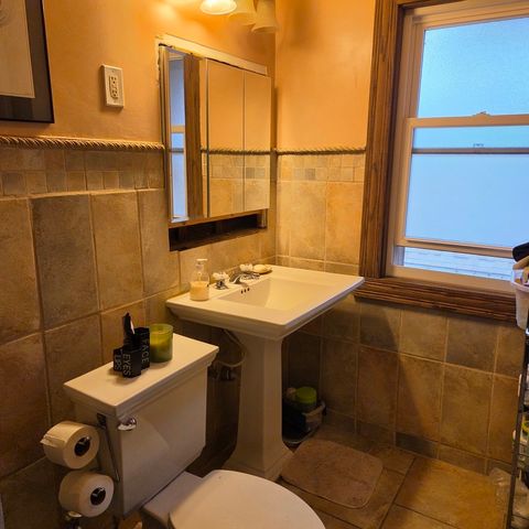 7230 S Luella Avenue, Chicago, IL 60649