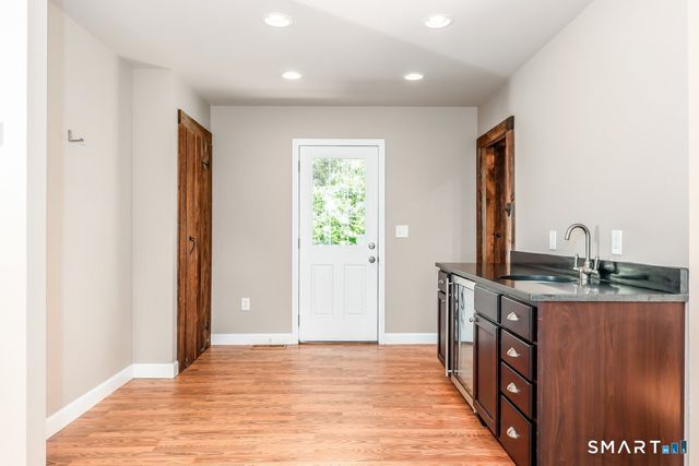 80 Prospect Place, New Milford, CT 06776