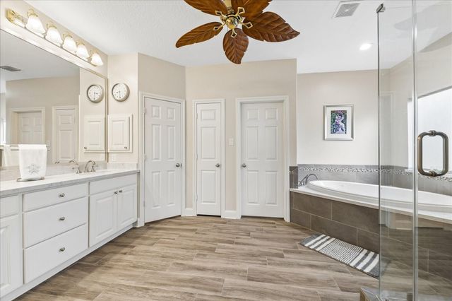 2909 Silver Maple Court, Friendswood, TX 77546