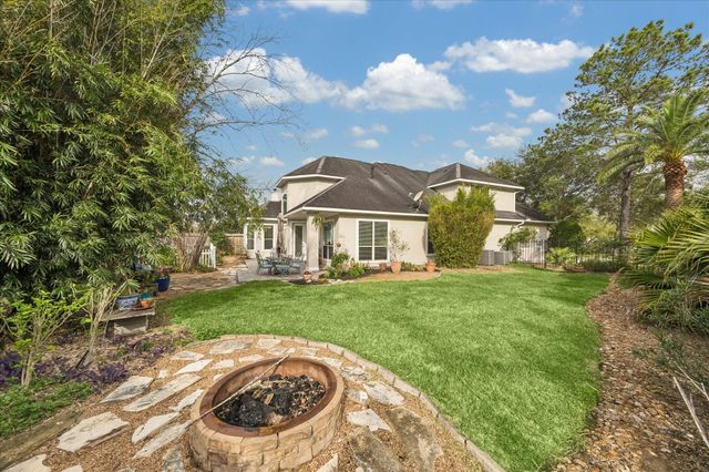 2909 Silver Maple Court, Friendswood, TX 77546