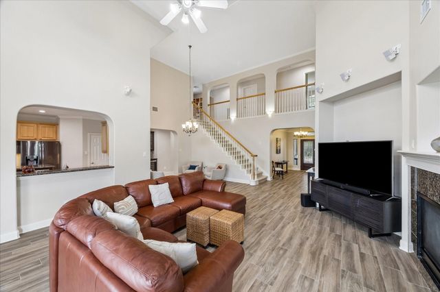 2909 Silver Maple Court, Friendswood, TX 77546