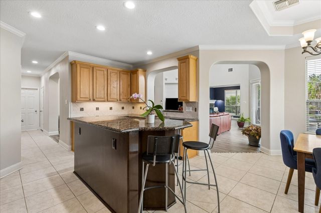 2909 Silver Maple Court, Friendswood, TX 77546