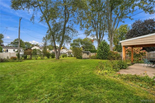 1266 Greenbrier Lane, North Tonawanda, NY 14120