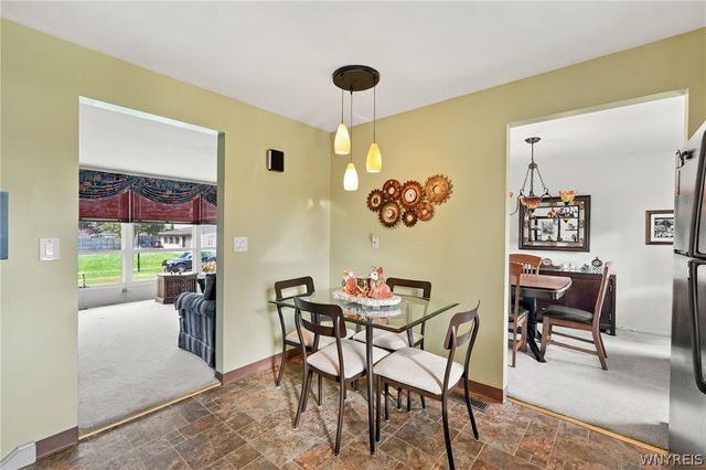 1266 Greenbrier Lane, North Tonawanda, NY 14120