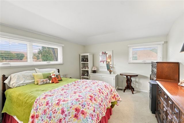 1266 Greenbrier Lane, North Tonawanda, NY 14120