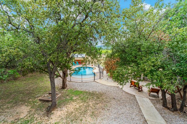 128 Mountain Laurel, Concan, TX 78838