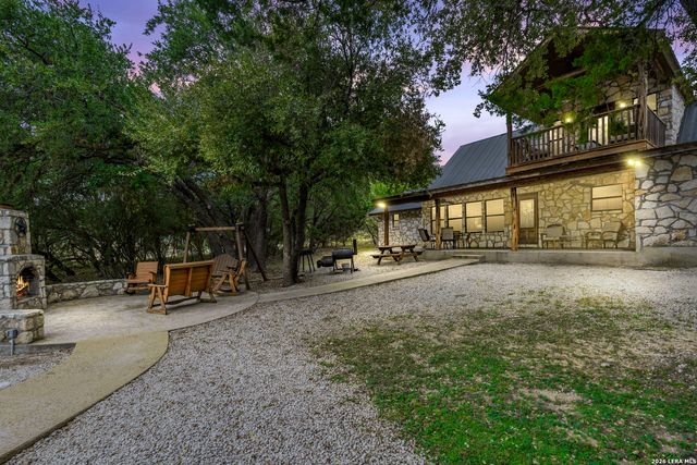 128 Mountain Laurel, Concan, TX 78838