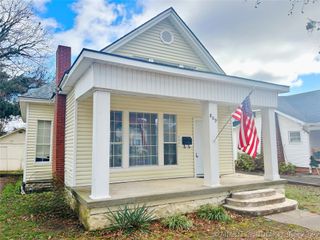 809 N Grand Avenue, Okmulgee, OK 74447