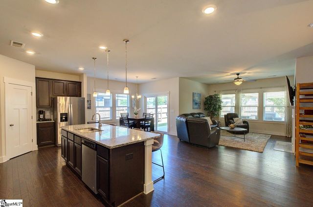 336 Blue Danube Drive, Simpsonville, SC 29681