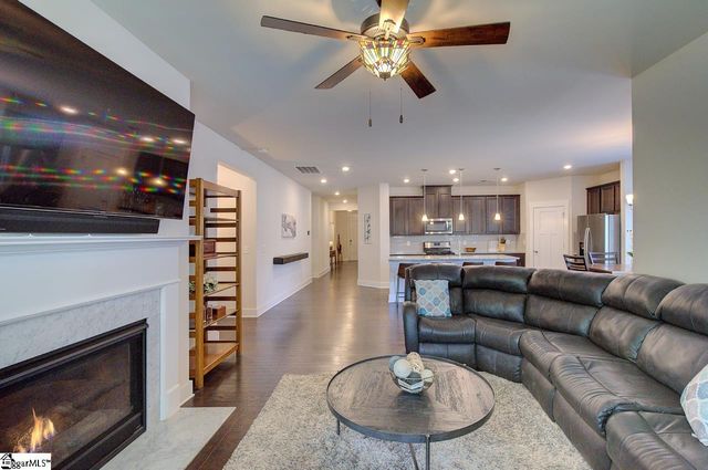 336 Blue Danube Drive, Simpsonville, SC 29681