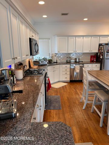 6 Cook Street, Monmouth Beach, NJ 07750