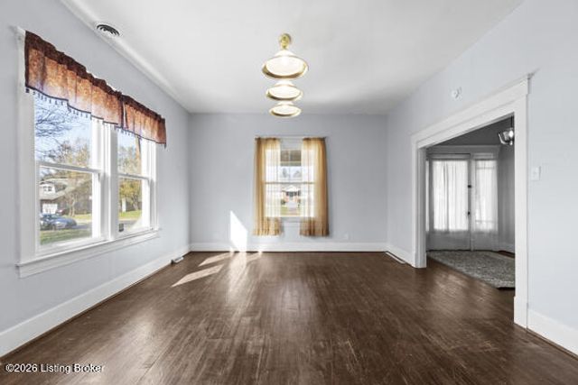 298 E Main St, Taylorsville, KY 40071