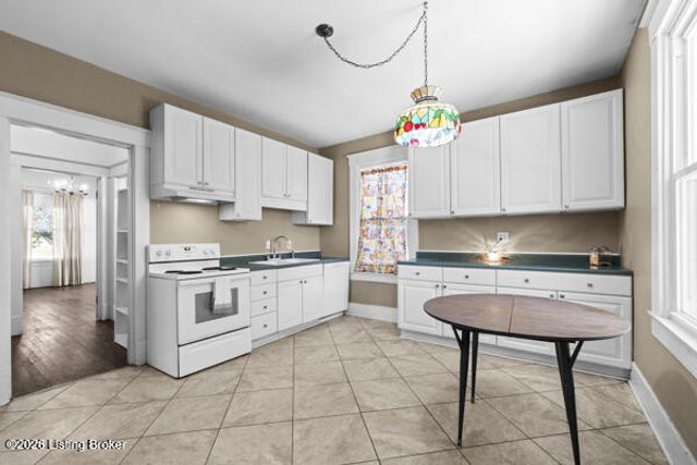 298 E Main St, Taylorsville, KY 40071